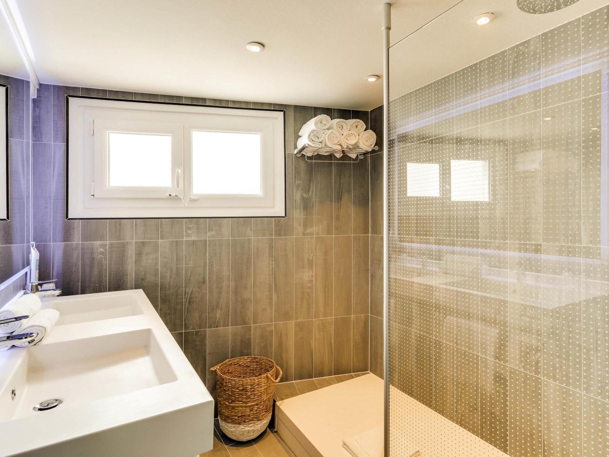 Ibis Grands Boulevards Opéra 9e Parigi